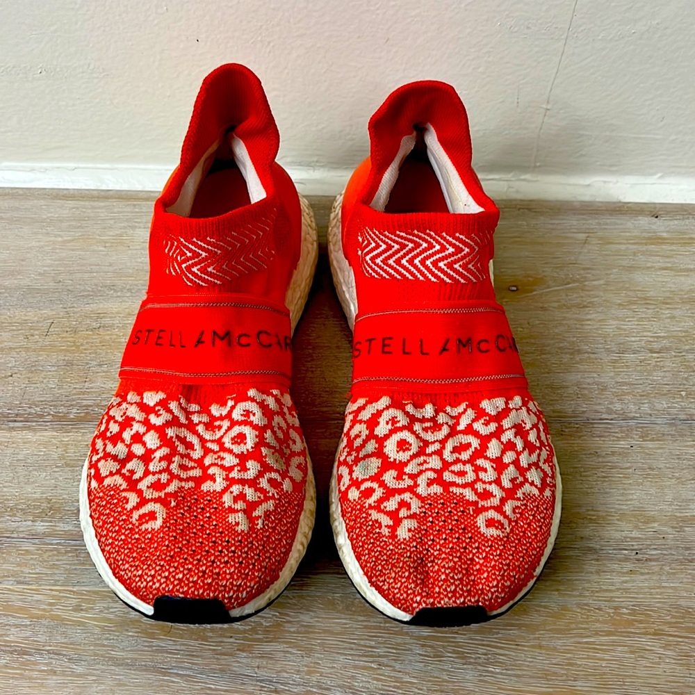 Adidas, by Stella McCartney. Size 6.5 US women good condition.$20 or best …